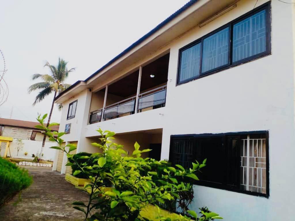 Zunox Guest House Freetown Exterior foto